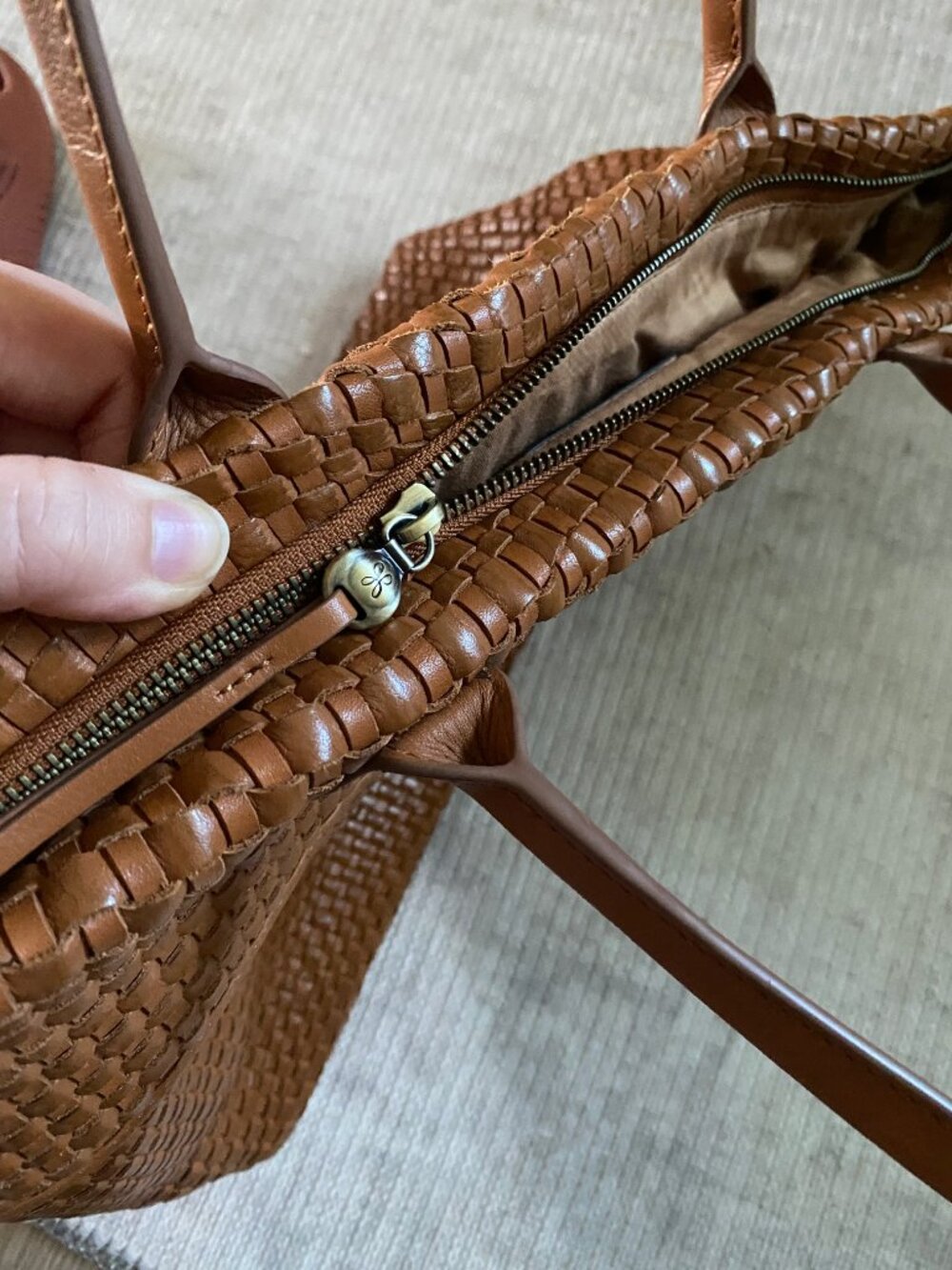 HOBO Bolder Wave Weave Leather Woven Tote Bag - Picture 6 of 11